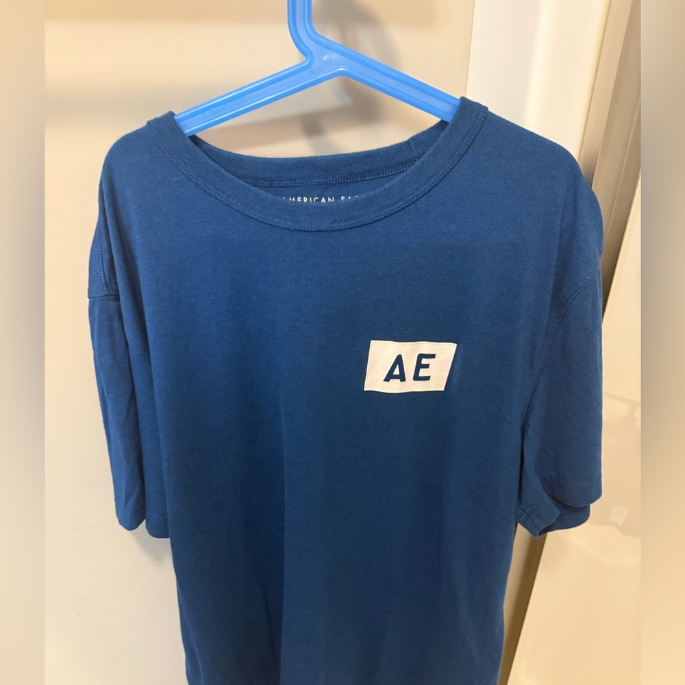 American Eagle Outfitters Blue T-Shirt size small